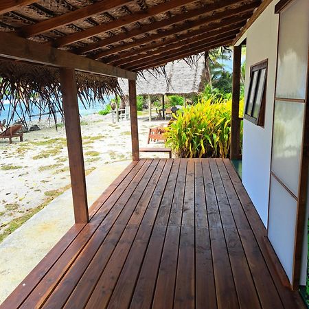 Tifaifai Et Cafe Huahine Bed & Breakfast Fare Exterior photo